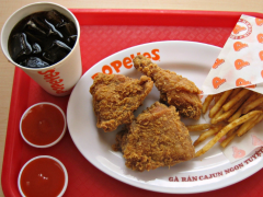 美国汉堡王母公司收购派派思（Popeyes）炸鸡